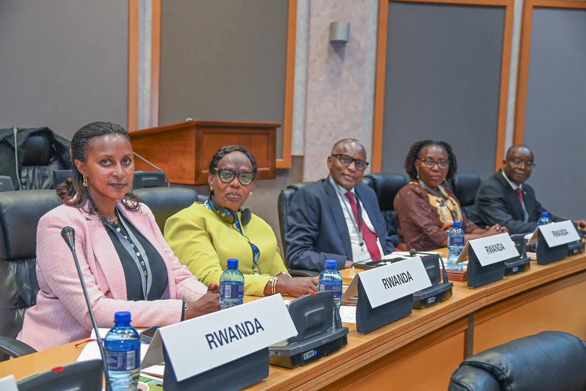 RwandaParliamnt's tweet image. Rwanda’s MPs took part in the @AfrikParliament ’s extraordinary session (7th Legislature) at its Midrand, South Africa headquarters, where Hon. Fateh Boutbig of Algeria was elected President alongside other Bureau members.

Congratulations to the new leadership!