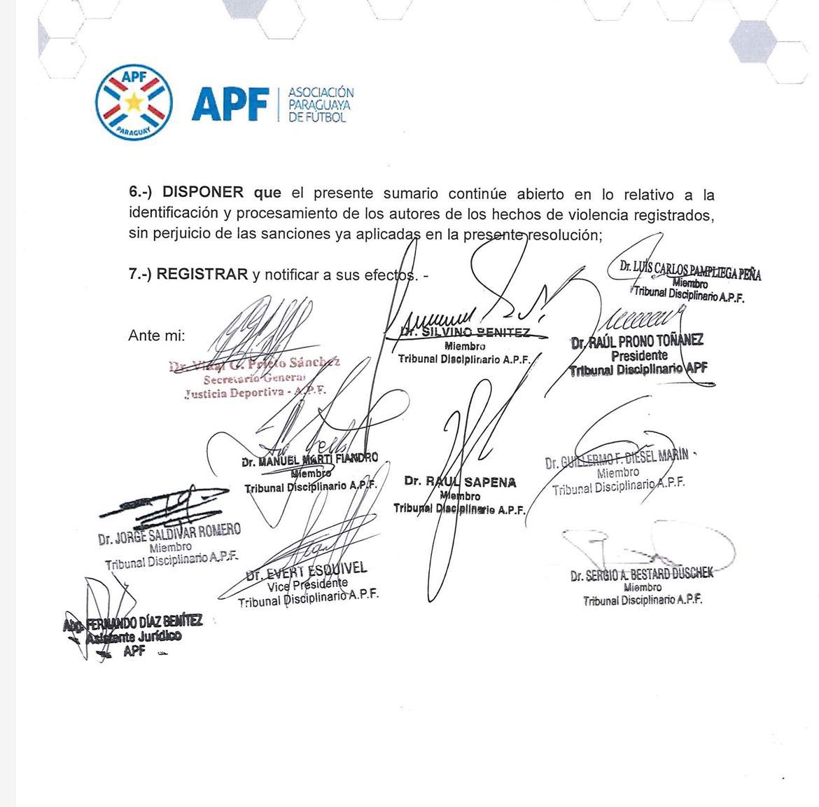 Resolución del Tribunal Disciplinario de APF respecto a lo acontecido el 19 de abril en el clásico Olimpia vs Cerro Porteño.

1. Partido concluido, resultado 3-0 a favor de Olimpia, de conformidad a los artículos 29, 73 y otros por culpa objetiva de Cerro Porteño.

2. Definitiva