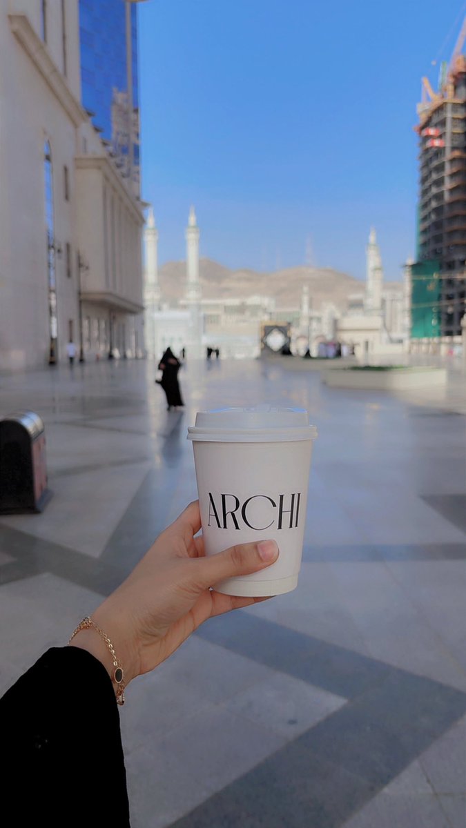 amoon8115's tweet photo. المريح بأيامي إن الصديقه اللي ظنيّت فيها خير هي صديقتي و حبيبتي وأختي إلى الآن 🤍🤍

#مكة_المكرمة https://t.co/Dv7Vu4YEJs