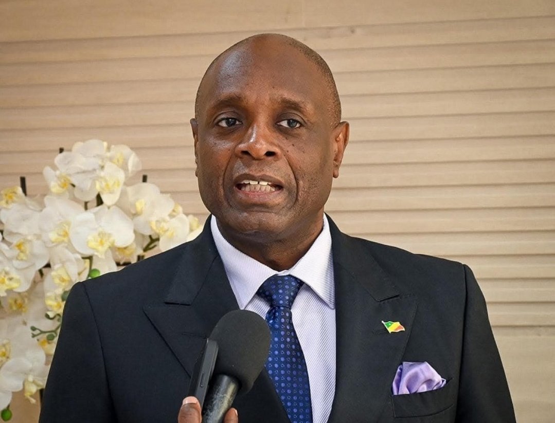 BrunoRguezP's tweet image. Felicitamos a Constant Serges Bounda por su designación como Canciller de la hermana República del #Congo.

Ratificamos la determinación de continuar profundizando las estrechas relaciones históricas de amistad y cooperación entre nuestros pueblos y Gobiernos hermanos.