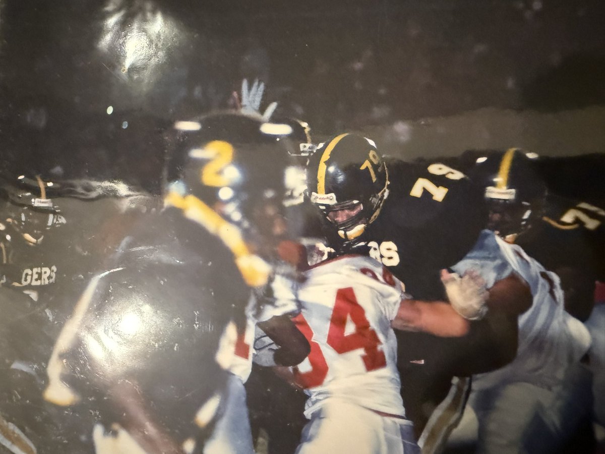 CoachKTJ's tweet photo. This is what you call throwback Thursday. I came across these tonight from high school days. #I-55RoadBlock https://t.co/BHpQOfALZF
