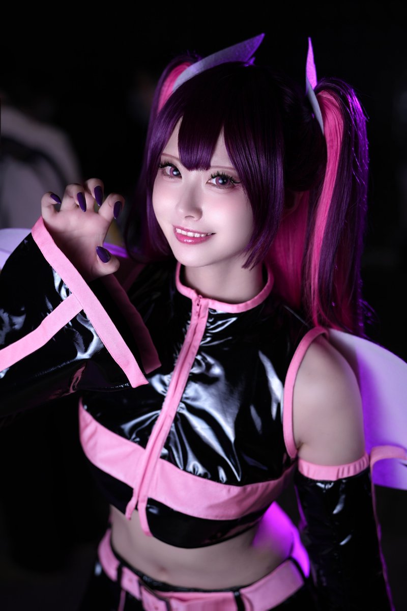 maai_01's tweet photo. 【 #ニコニコ超会議2026 】

2.5次元の誘惑 / ミリエラ💜🪽

#超コスプレ #ririsa_cosplay https://t.co/8CUClb0IVx