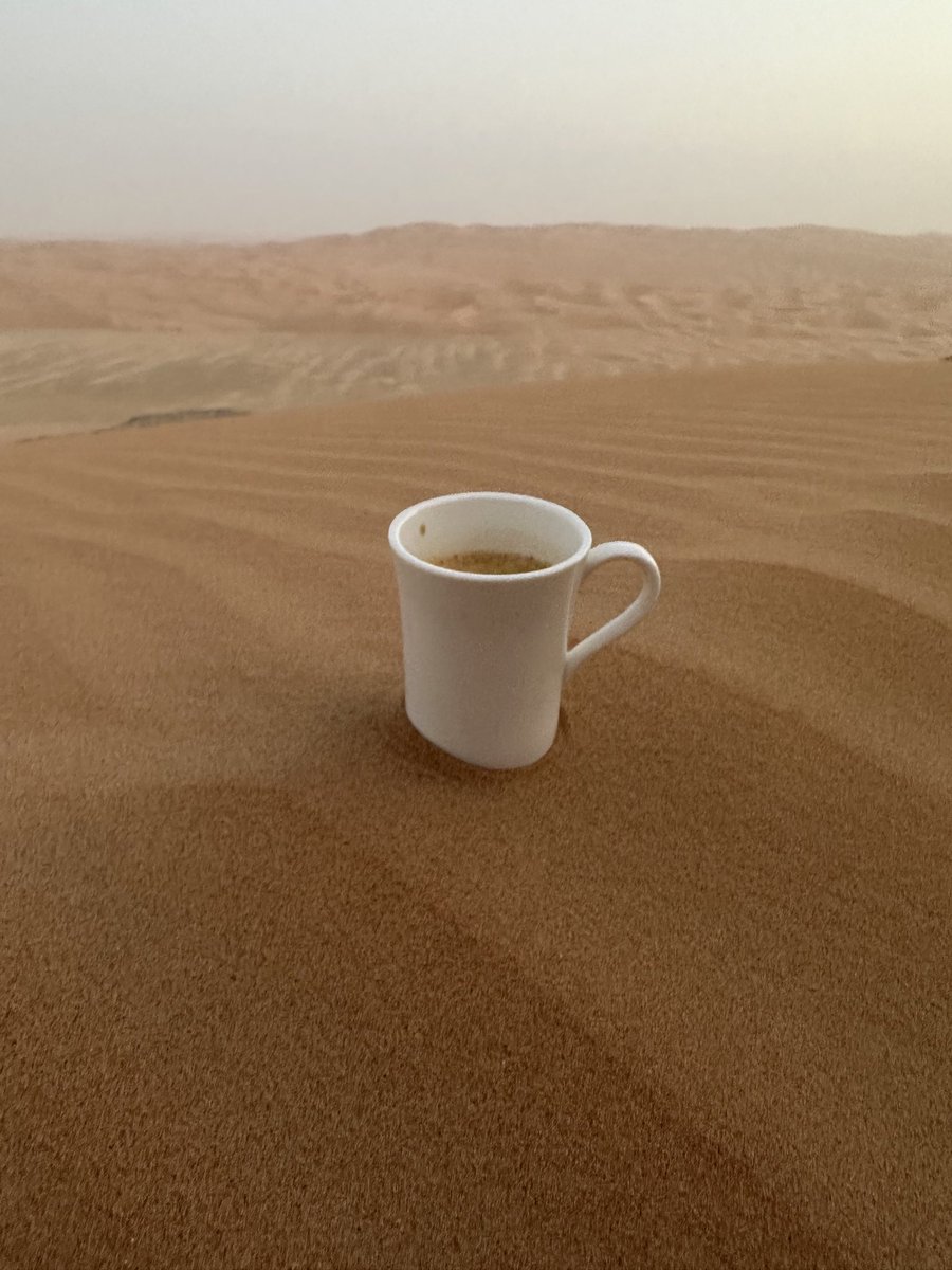 JonoH's tweet image. Early riser reward.. coffee in the empty quarter, #AbuDhabi. 🐪🇦🇪

Liwa is just magic.