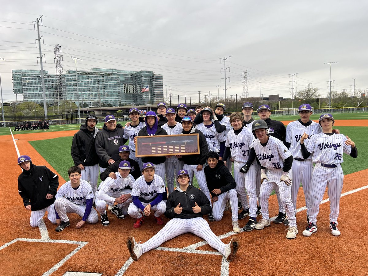 Niles North Baseball tweet media