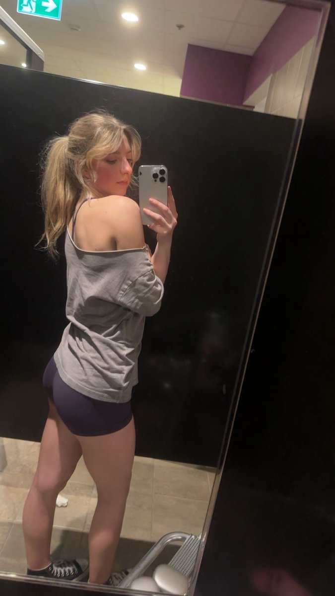 Goddess Luna tweet media