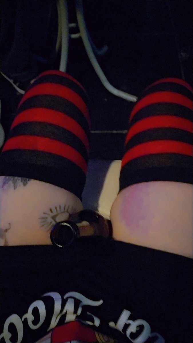 exe_bellum's tweet photo. Drink me 

#trans #femboy https://t.co/YiJT7eXIN8