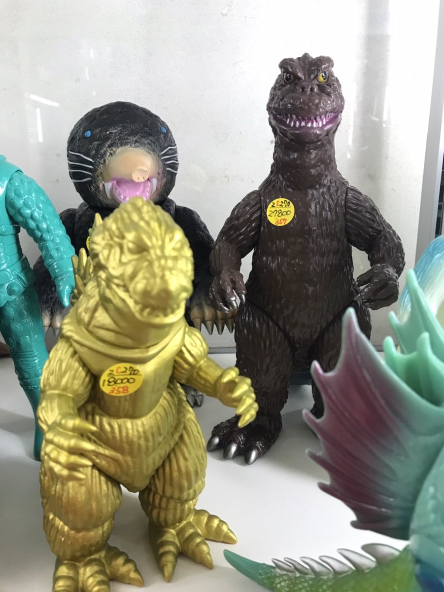 ☆C307ケースに入荷しました！！ 怪獣ソフビ ・マーミット メカゴジラ