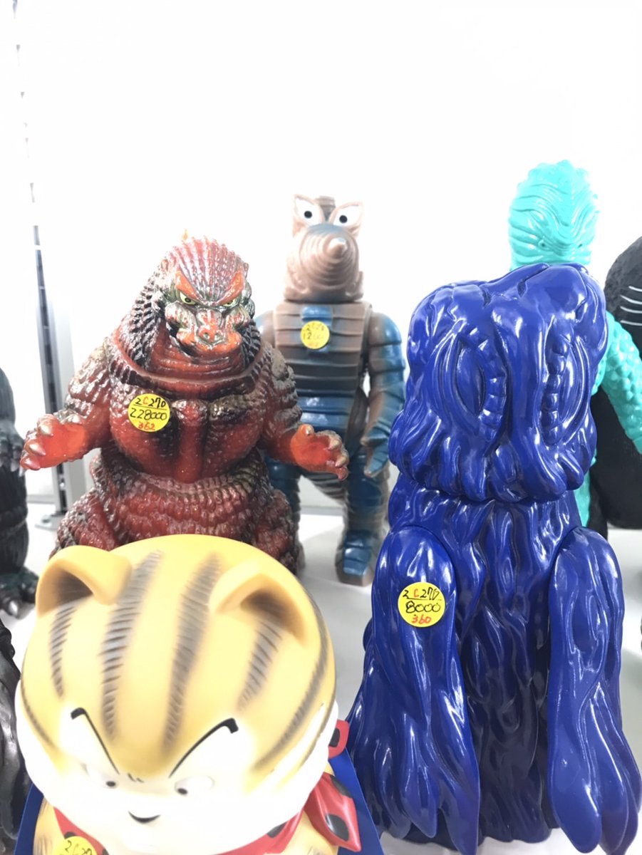 ☆C307ケースに入荷しました！！ 怪獣ソフビ ・マーミット メカゴジラ