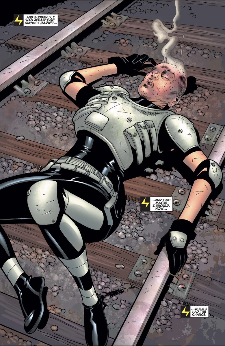 carol danvers thinker 🌟 tweet media