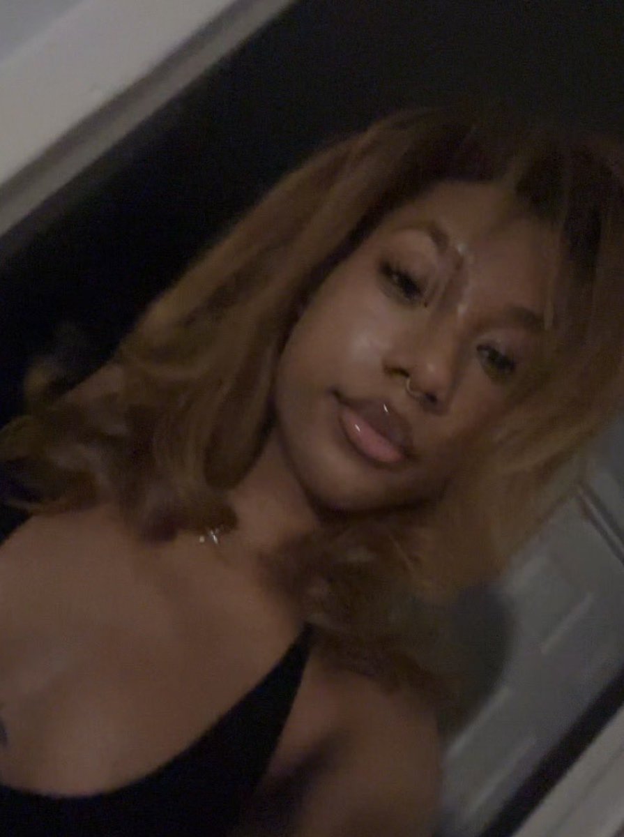 bri ❦ tweet media