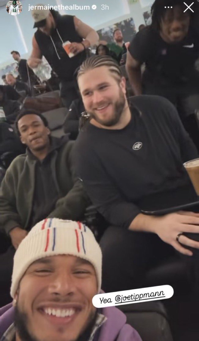 Justin4ocho's tweet photo. Same vibes. https://t.co/IFUUd8BKZ7
