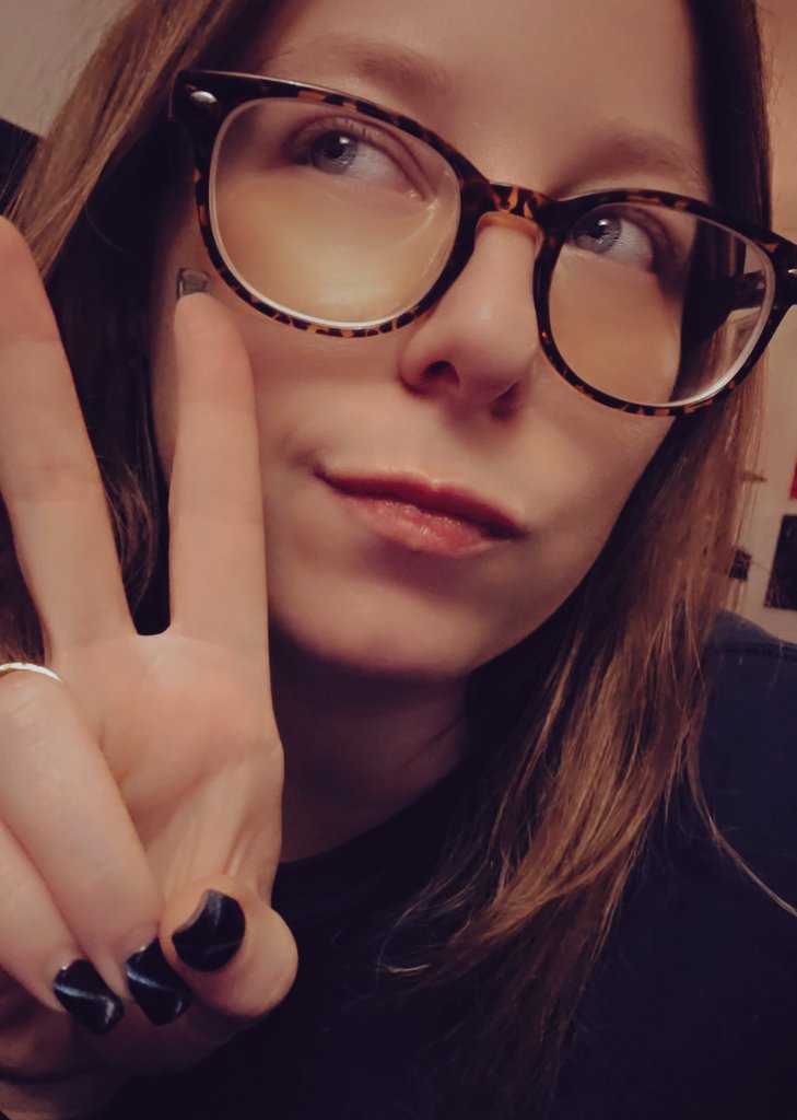 Springtime Sarah 🌸 tweet media