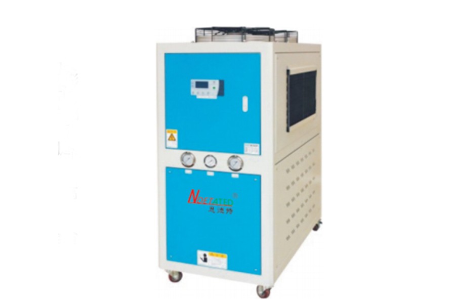 idevices_ntepu's tweet image. Running a tight production line? Our water-cooled chillers for injection molding deliver ultra-low noise &amp;amp; minimal vibration—perfect for precision, 24/7 operations. Efficient, durable, and built for high-demand environments. 🌟 ntepu.com/quality-water-… #InjectionMolding #fyp
