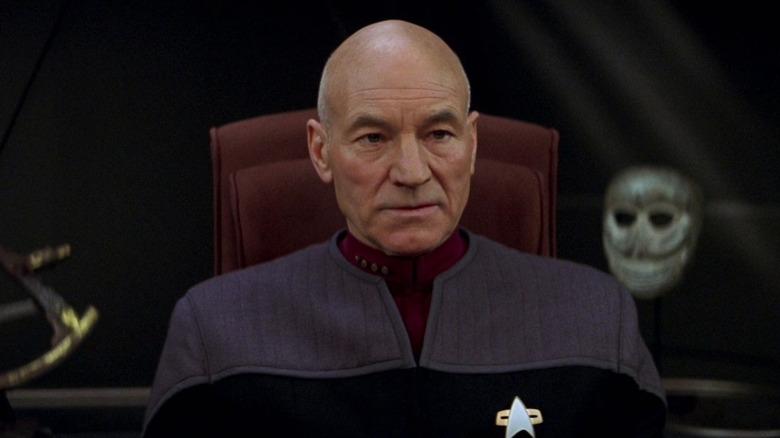 redshirtsdieFS's tweet image. Best #StarTrek captains ranked (Story link): redshirtsalwaysdie.com/star-trek-capt… #tv #nostalgia