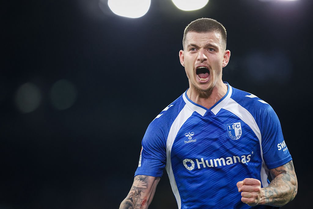 In football, rare things happen sometimes. Those rare things can completely change the fate of the person involved.

Imagine when Gareth Bale became one of the best attackers in the world from his previous left-back position. 

See how Javier Mascherano became a major part of