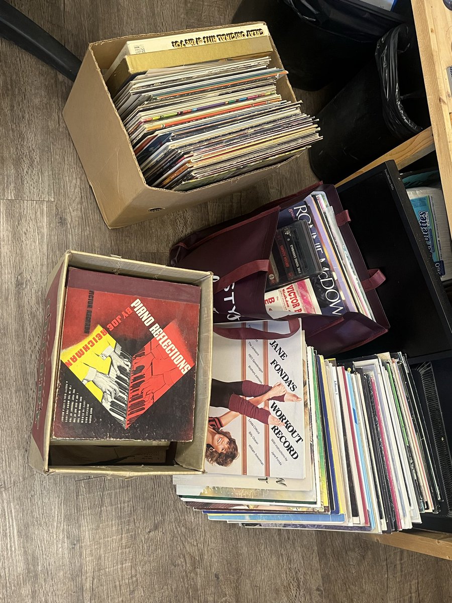 CFBXRadio's tweet image. The 2026 CFBX Record fair is back on June 6th! Drop off your records, CDs, tapes and musical equipment at House 8 on the TRU campus to help raise money for Kamloops’ only volunteer-run radio station! 🎵 🎤 #kamloops #campusradio