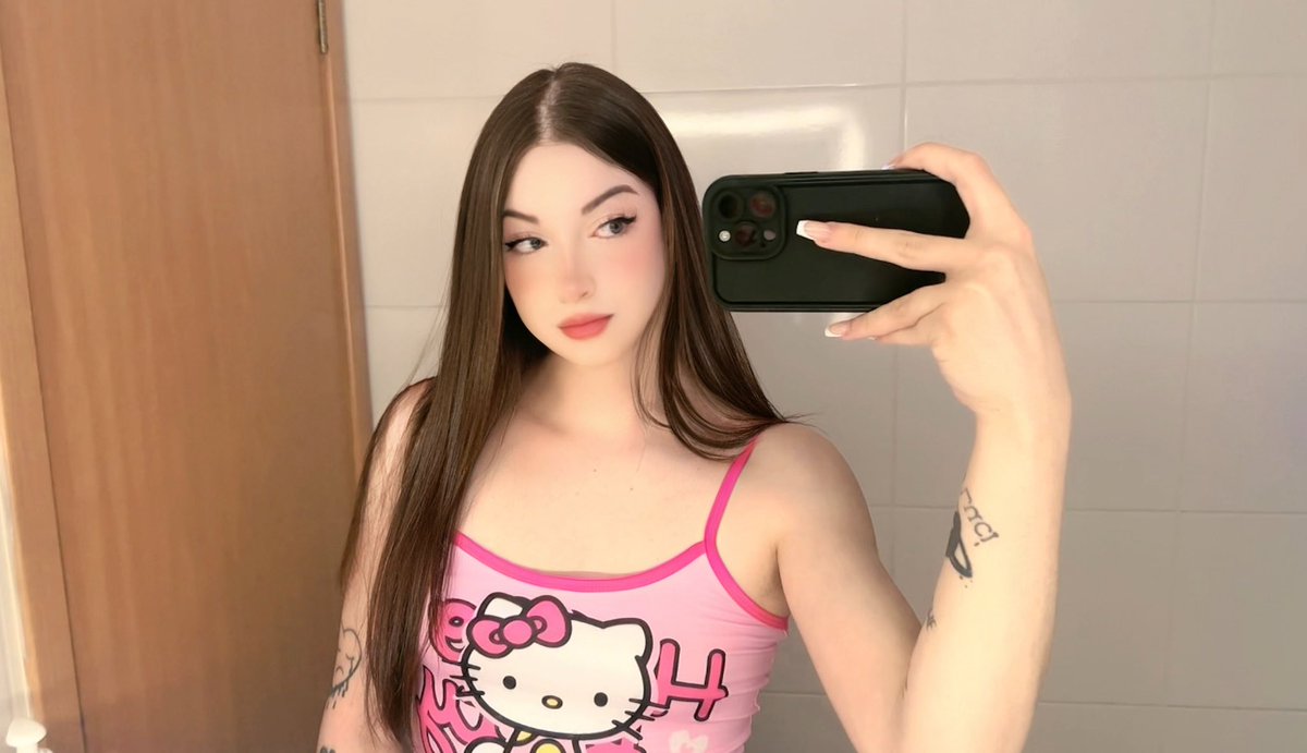Lau Strawberry ᯓ★ 🏳️‍⚧️ tweet media