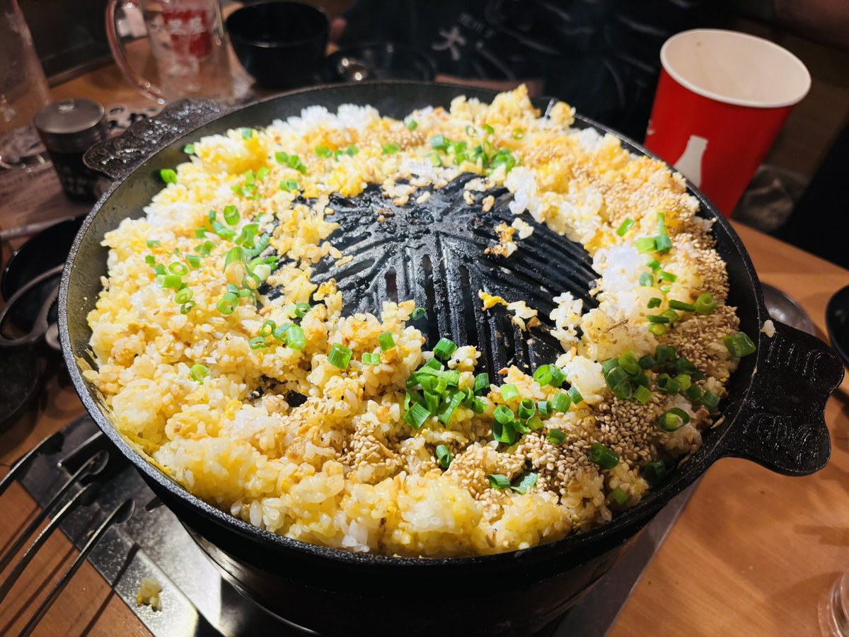Khionos's tweet photo. 昨日は快適な天候の中でパークゴルフをやろうと思っていたが、プレオープンでマイクラブがないと出来なく断念😭
夜は旭川駅前のジンギスカンでゴ━━(ﾟ∀ﾟ)━━ル!! https://t.co/IcVHZvvqrr