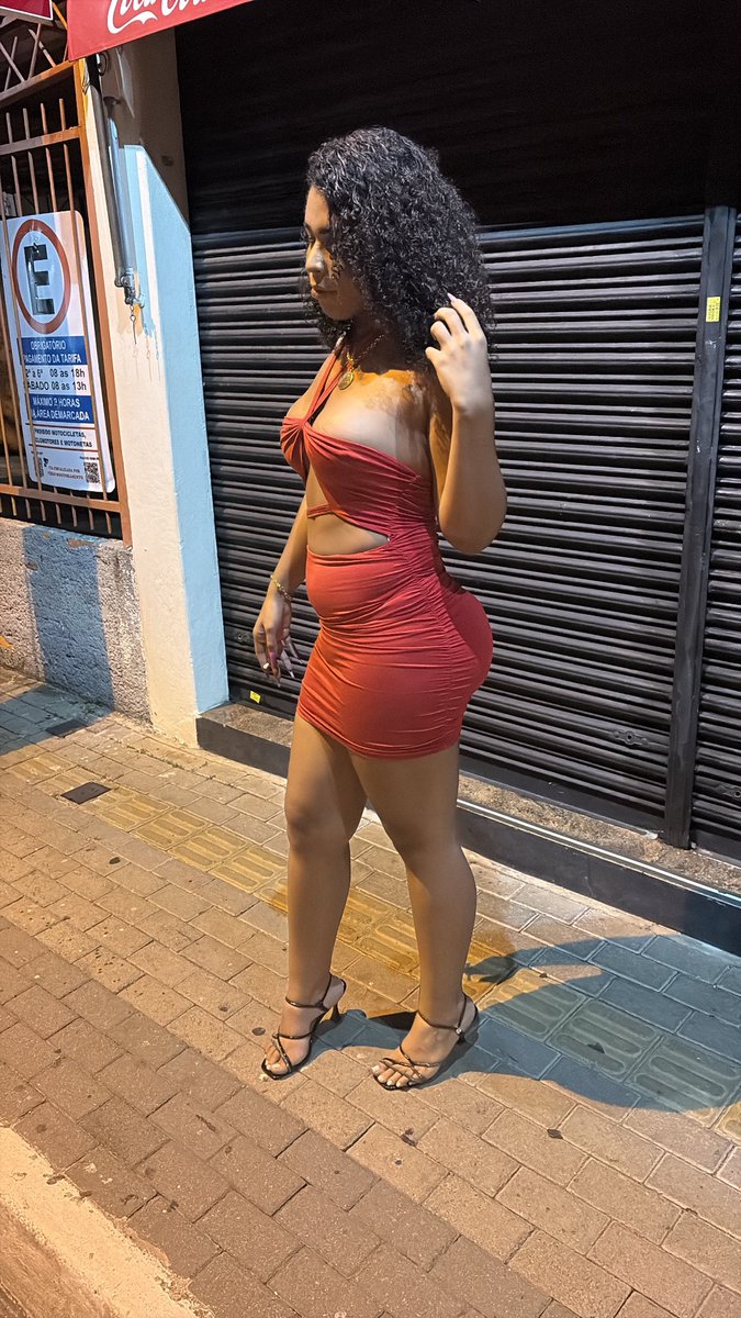 Clara Oliveira tweet media