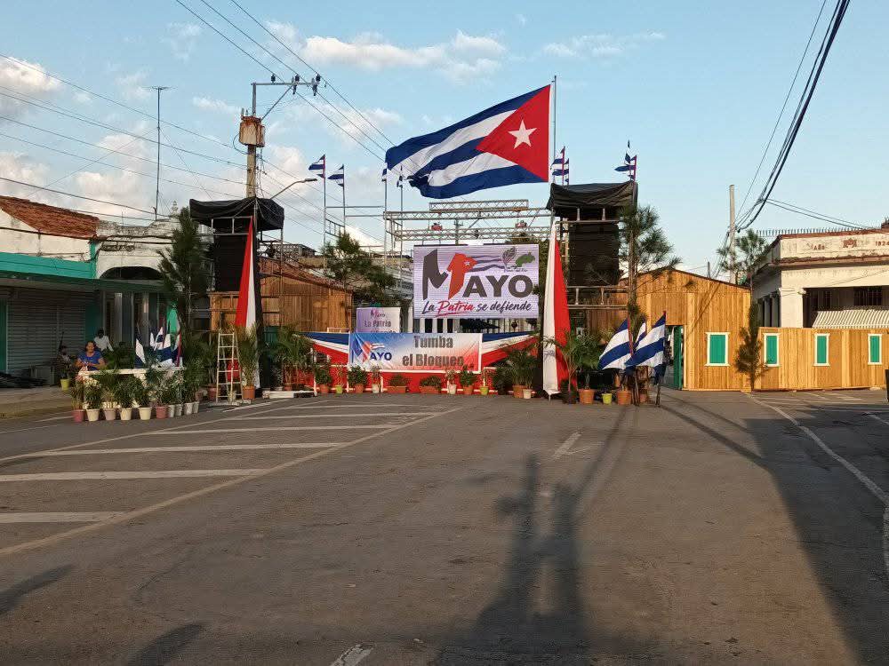 Los pinareños listos para celebrar el día de los trabajadores,el Sector de la Salud en el municipio de Pinar del Río está preparado para participar .
#PinardelRío 
#LaPatriaSeDefiende
