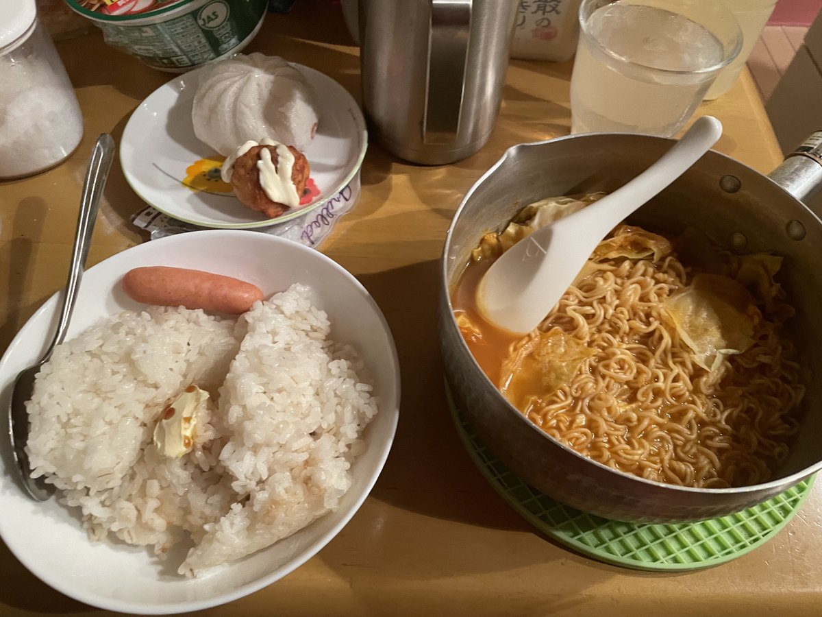 posan33's tweet photo. 久しぶり実家かえった🤞👱🏻‍♀️🤟🏾
好き勝手食べられてマジで最高🫵🏻 https://t.co/5VIaqdE8gK