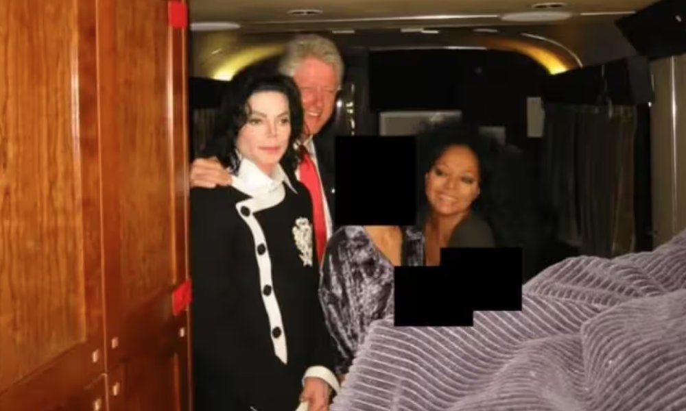 catpickle tweet media