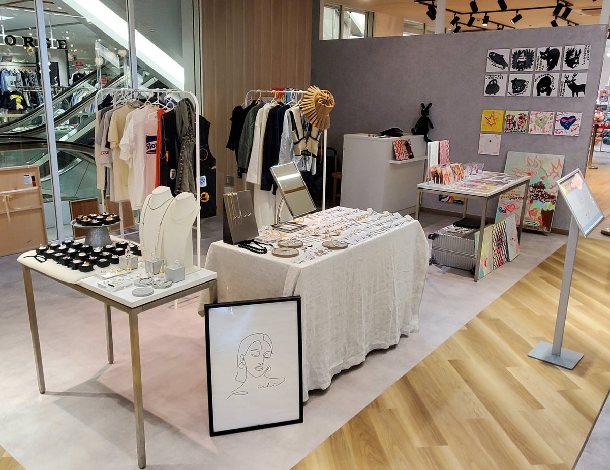 pivot_cross's tweet photo. ＼4F  POP UP SHOP『ichi』本日オープン！🎊／

［5/1～5/10］※最終日は18:00まで

ファッションにリンクするアクセサリーをコンセプトに、シンプルユニセックスでデザイン性の高いアイテムが揃います。
アレルギーフリー素材も多くシンプルかつワンランク上のコーディネートを
ご提案いたします。 https://t.co/TrLj3BreoU