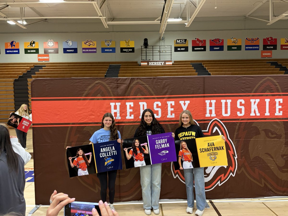 herseysoftball's tweet photo. Even though we were unable to best Barrington on the field tonight our team had a day of celebrations 🎉 as we celebrated the amazing accomplishments of Angela Colletti, Ava Schafernak, and Gabby Felman at Signing Day! So proud of our girls!! HVS 🧡🤎🩶 https://t.co/53cbPUagIF