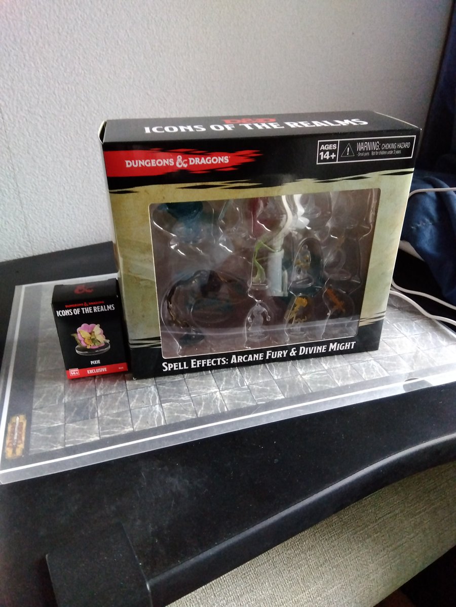 Cooler0000's tweet image. 本日到着のミニチュアはDungeons &amp;amp; Dragons Spell Effects Arcane Fury &amp;amp; Divine Mightとプロモのピクシーです。

なんやかんやと結構ピクシーが揃ってしまいました。

#dndj #ダンドラ #miniature