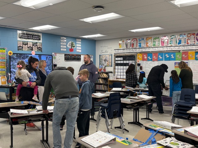 MartinMustangs1's tweet photo. Loved having our Martin families at the ranch tonight for Open House for grades 3-5! Plenty of alumni came along too! #onceamustangalwaysamustang https://t.co/81xvv6Ztg9