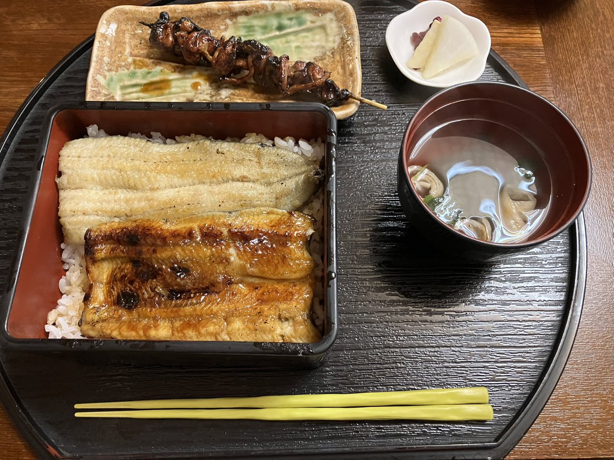 ハチワレ tweet media