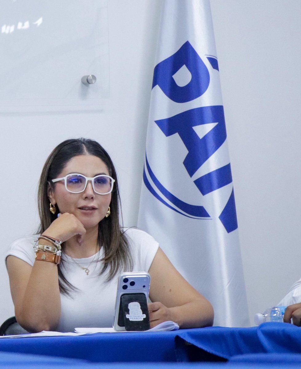 Genoveva Huerta tweet media