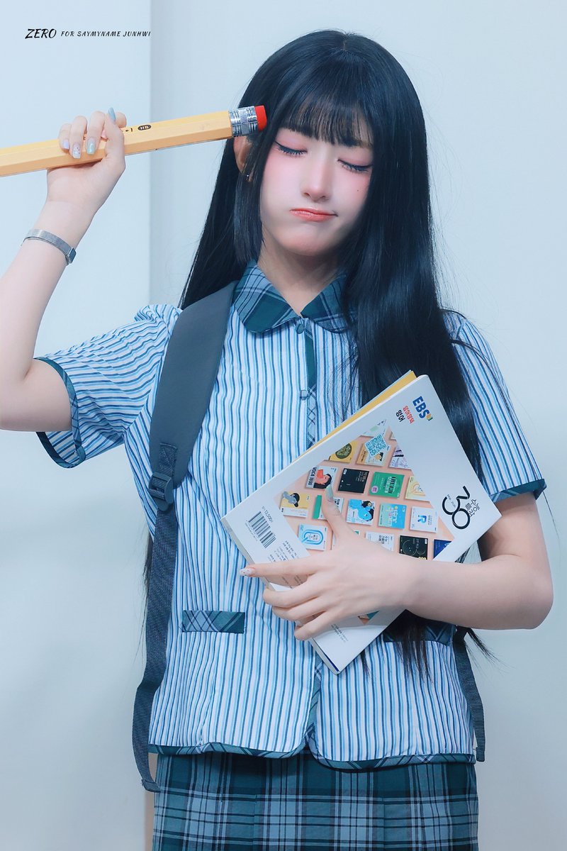 ๐๐๐๐ tweet media