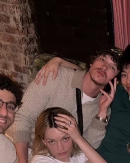 loversrivalry's tweet photo. s2 ilya facial hair.... i am ready https://t.co/Eu0DZGmtOO
