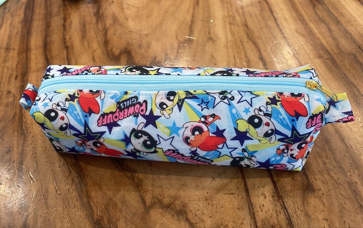 mengataro's tweet photo. ペンケースが作れるようになった！
裁縫レベルが1上がった✨ https://t.co/V8hUaRFEfu