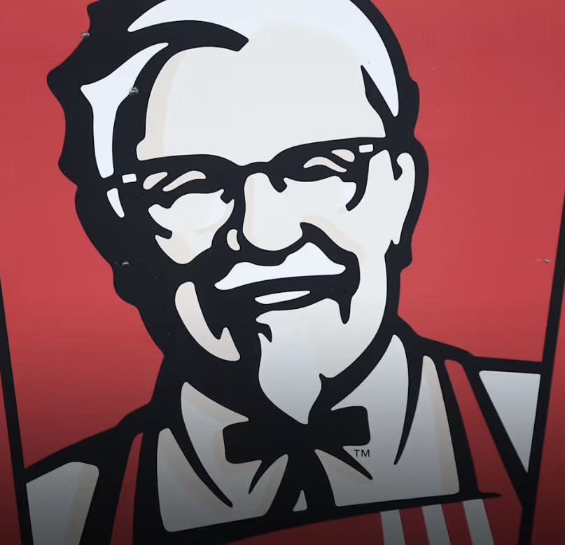 DisOleMan's tweet photo. @MrSausageGet When did he transition into Colonel Sanders? https://t.co/jUFTxL1j4n