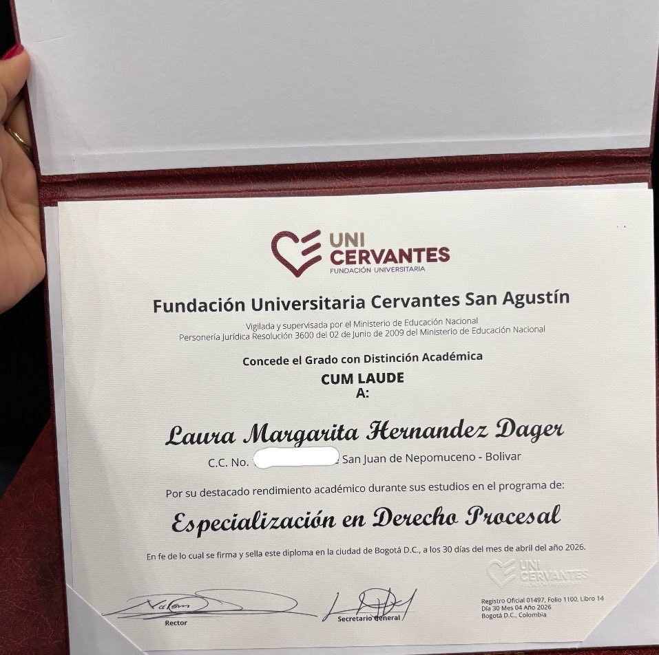 Laura_Dager's tweet photo. Hoy obtuve mi título de especialista en Derecho Procesal con distinción académica CUM LAUDE.
Gracias a Dios por sus bendiciones y su misericordia.

Maestro @JuanMauricioG1 las bases que usted ayudó a construir, hoy siguen dando frutos.
Doc, me inspiró desde el día uno. Gracias🙏 https://t.co/tXyJGTiuP4