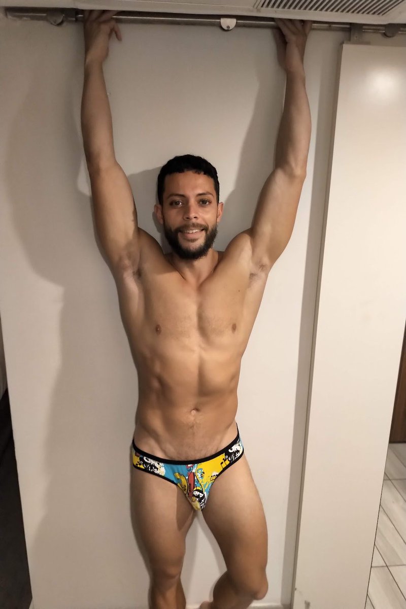 Happy Bulge Swim Co. tweet media