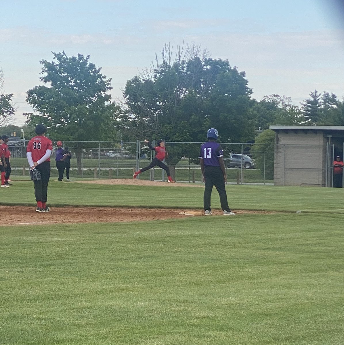 DannyKoska's tweet photo. Chapel Hill up 5-0 vs Pike at the top of the 2nd! #GoGiants https://t.co/qIlEEauXNS