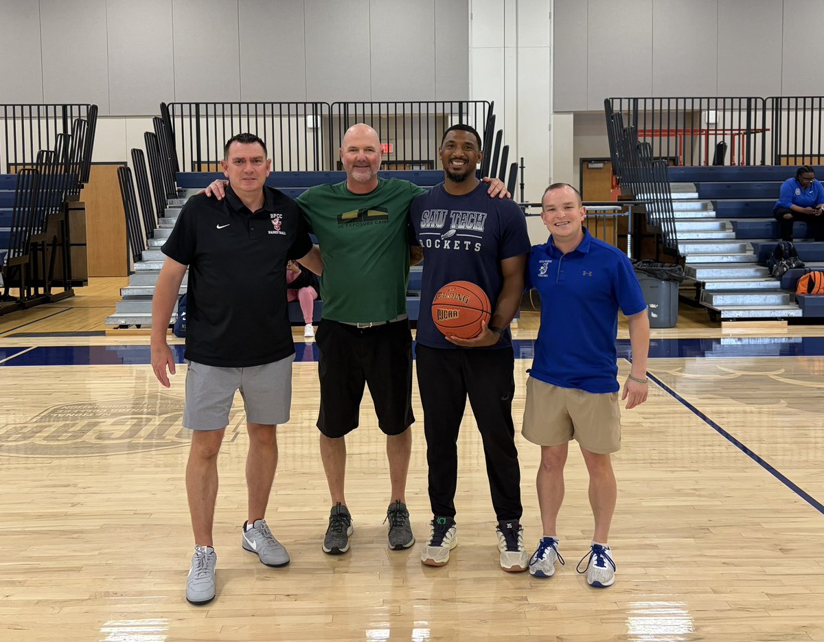 UC_Exposure's tweet image. Special Thanks To Another Great Coaching Staff @Coach_Tucek @CoachCajunMoore @BryantPaganII In Arkansas Sunday- It's What Makes Our Camps Truly Uncommon For Dedicated Players Serious About Playing College Ball.  #UCExposureCamps #Relationships #Resources #Results @Coach_Jackson5