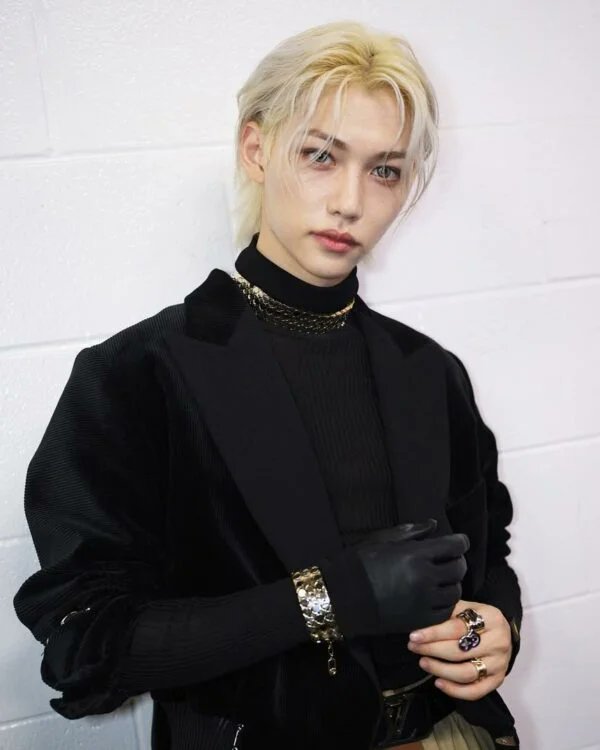 📰 #FELIX is featured in Marie Claire Korea article "  Music Festival Jewelry: 3 Criteria to Stand Out in Photos "

" On the other hand, the wide metal cuff bracelets chosen by Stray Kids’ Felix and Dua Lipa catch the light all at once, creating a structured impression. Rather