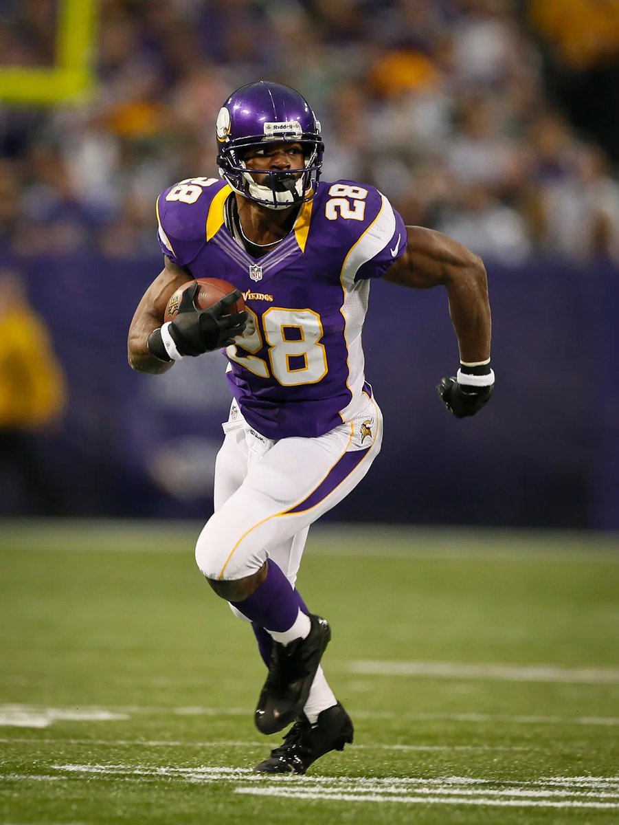 MLFootball's tweet image. NO CHEATING ALLOWED.   Tell me where legendary #Vikings running back Adrain Peterson went to college: