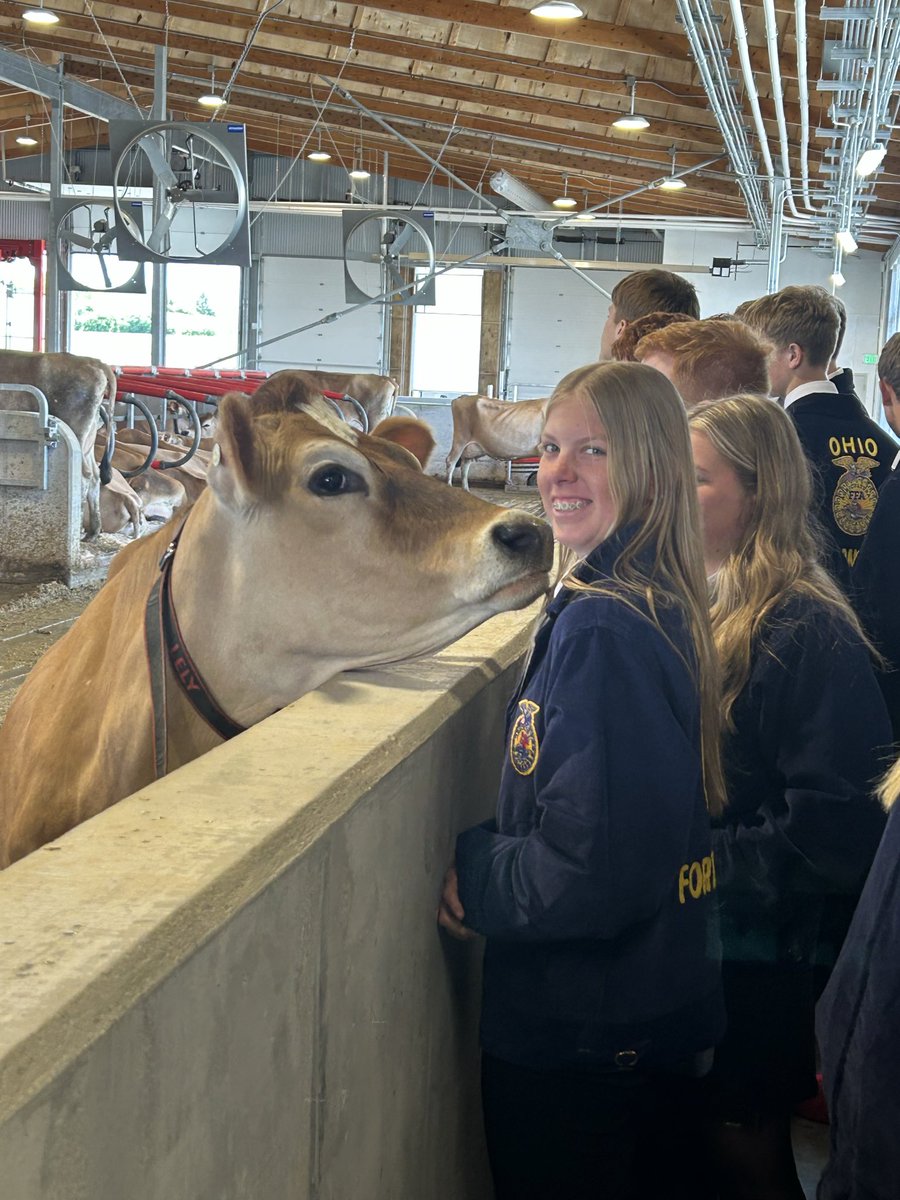 FLFFA's tweet photo. Day 1 of the 2026 State FFA Convention is in the books. We were inspired to ���Find a Way” during Session 1, spent some time in the Trade Show and Expo Hall and then toured the MALC (Multi-species Animal Learning Center) at Ohio State. Couple of the girls met a really friendly cow. https://t.co/ZiEnd2qxLN