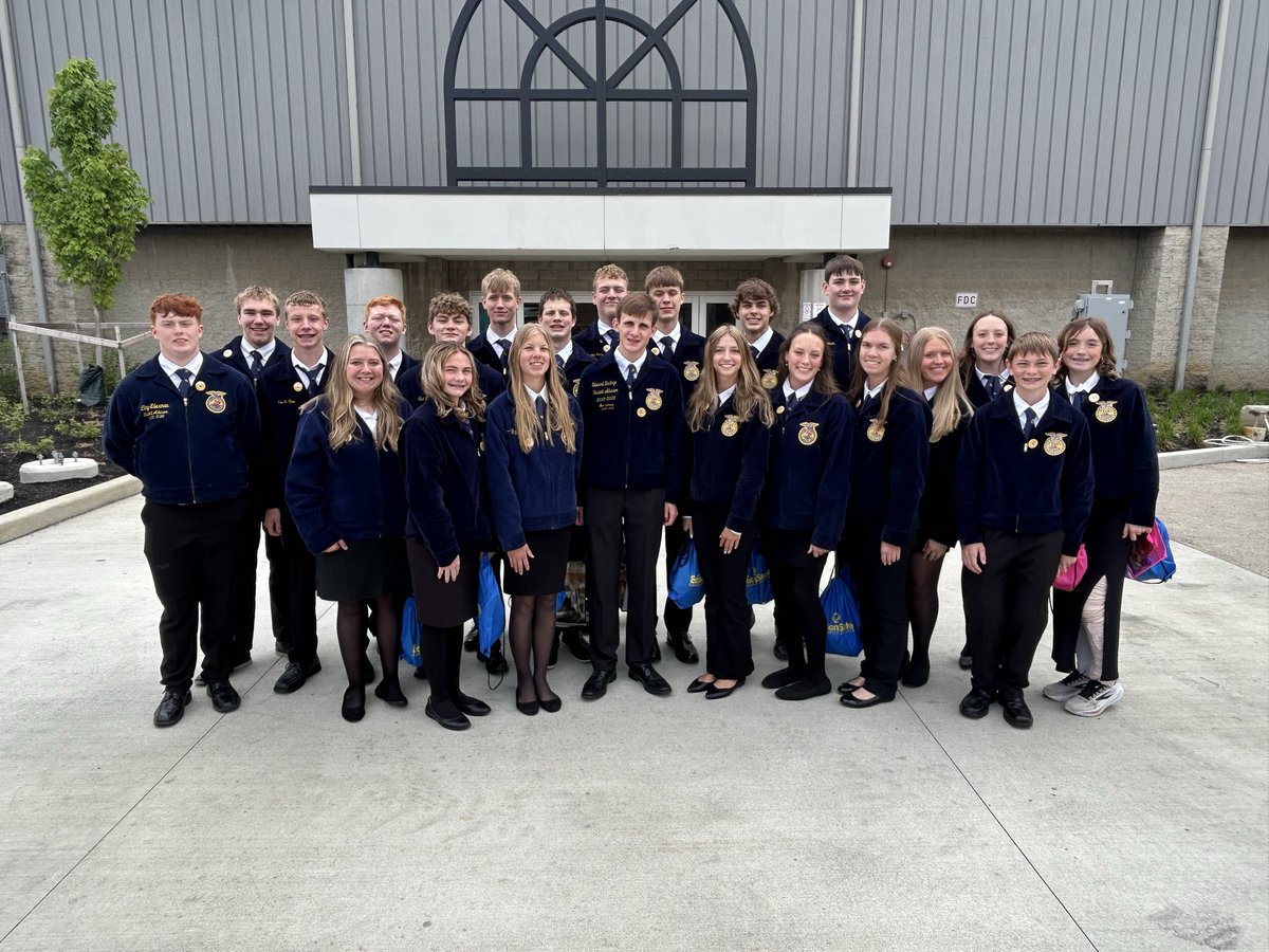 FLFFA's tweet photo. Day 1 of the 2026 State FFA Convention is in the books. We were inspired to ���Find a Way” during Session 1, spent some time in the Trade Show and Expo Hall and then toured the MALC (Multi-species Animal Learning Center) at Ohio State. Couple of the girls met a really friendly cow. https://t.co/ZiEnd2qxLN
