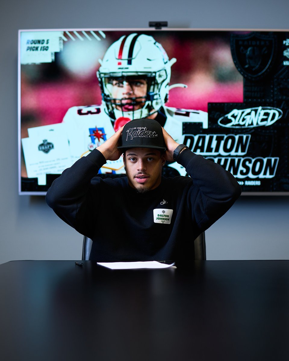 Las Vegas Raiders tweet media