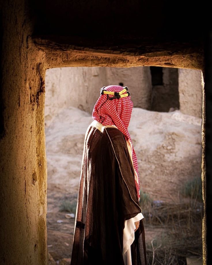 الله عطاني مشاعر .. ماعطاني حديد 
تستفقد الراحلين أهل الطهر والنقى

#بوح_آخر_الليل