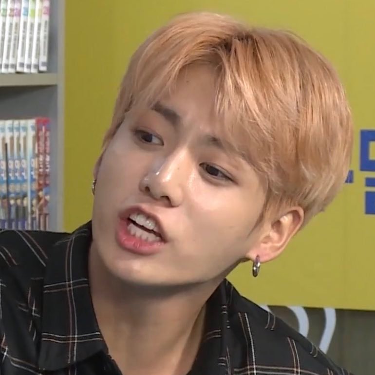 꾸무 •̀ ༝ •᷄ tweet media