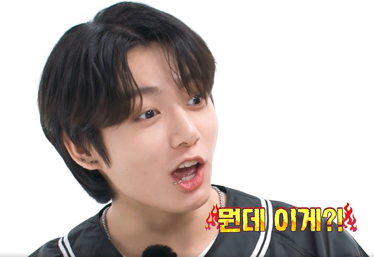 꾸무 •̀ ༝ •᷄ tweet media