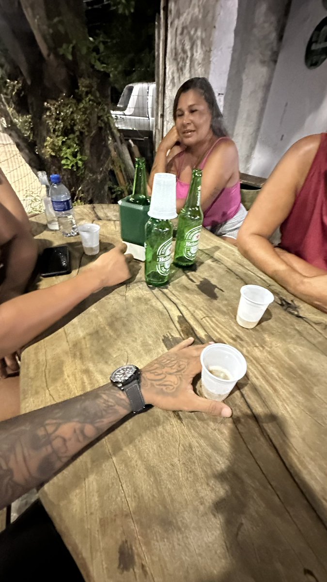 um rapaz apaixonável tweet media