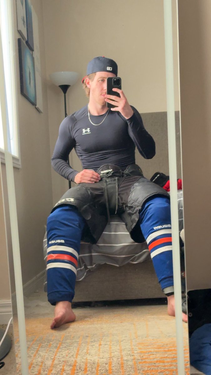 Jake Steele tweet media